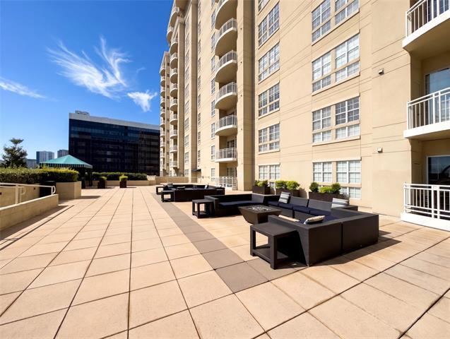 Building Photo - 3225 Turtle Creek Blvd