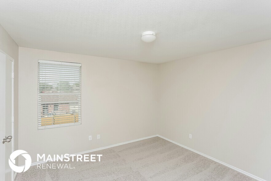 Building Photo - 9208 Quarter Horse Ln