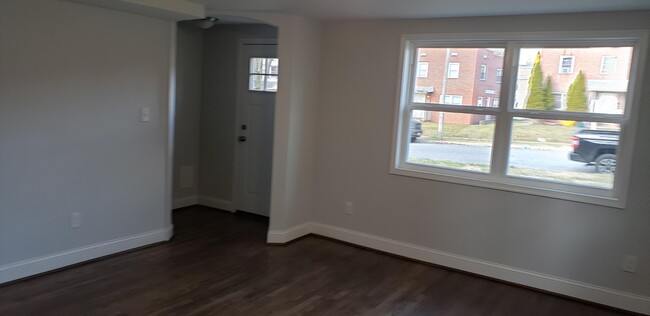 Building Photo - 8515 Chestnut Oak Rd