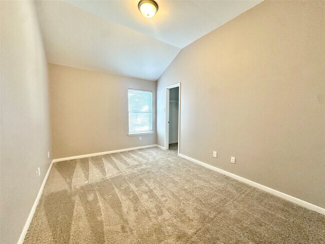 Building Photo - 6415 Virginia Fields Dr