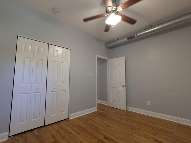 Building Photo - 3911 Castleman Ave