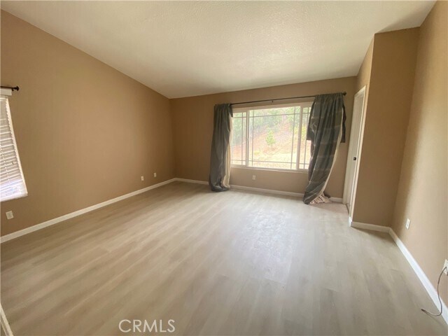 Building Photo - 6 Rancho Vista Pl