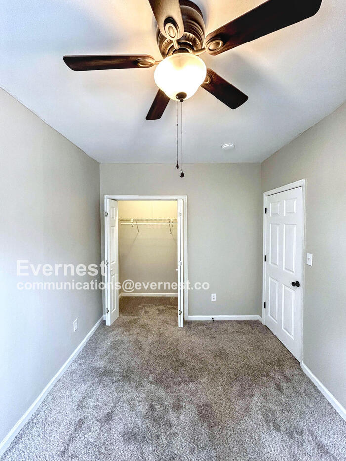 Building Photo - 3405 S Street