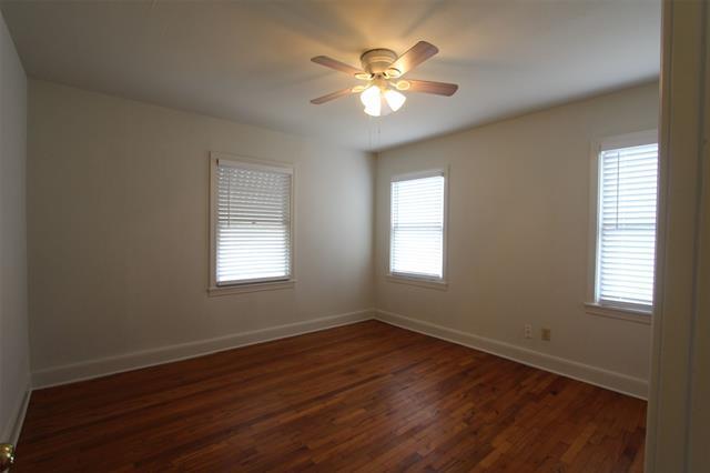 Building Photo - 3224 Sandage Ave