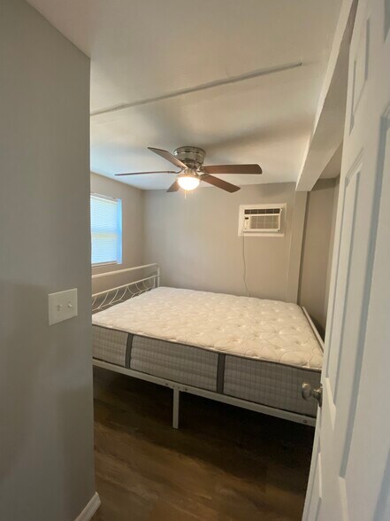 Bedroom - 218 S 4th St