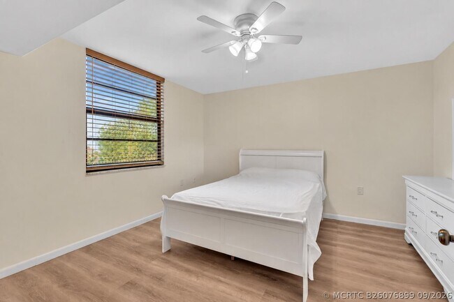 Building Photo - 3650 Whitehall Dr