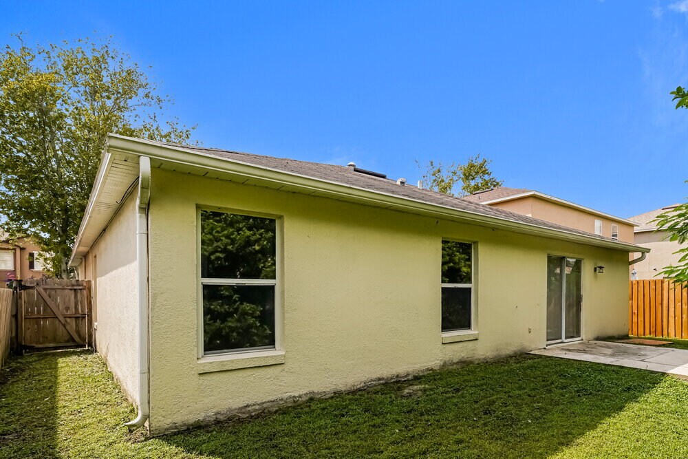 Building Photo - 3119 Holland Dr
