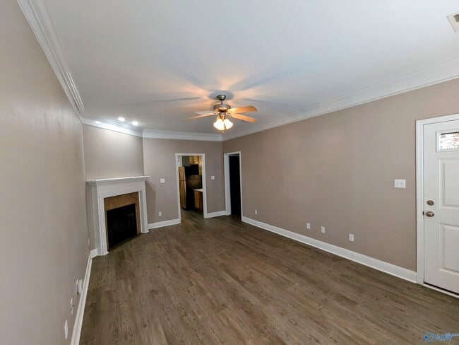 Building Photo - 1224 Autumn Ln SW