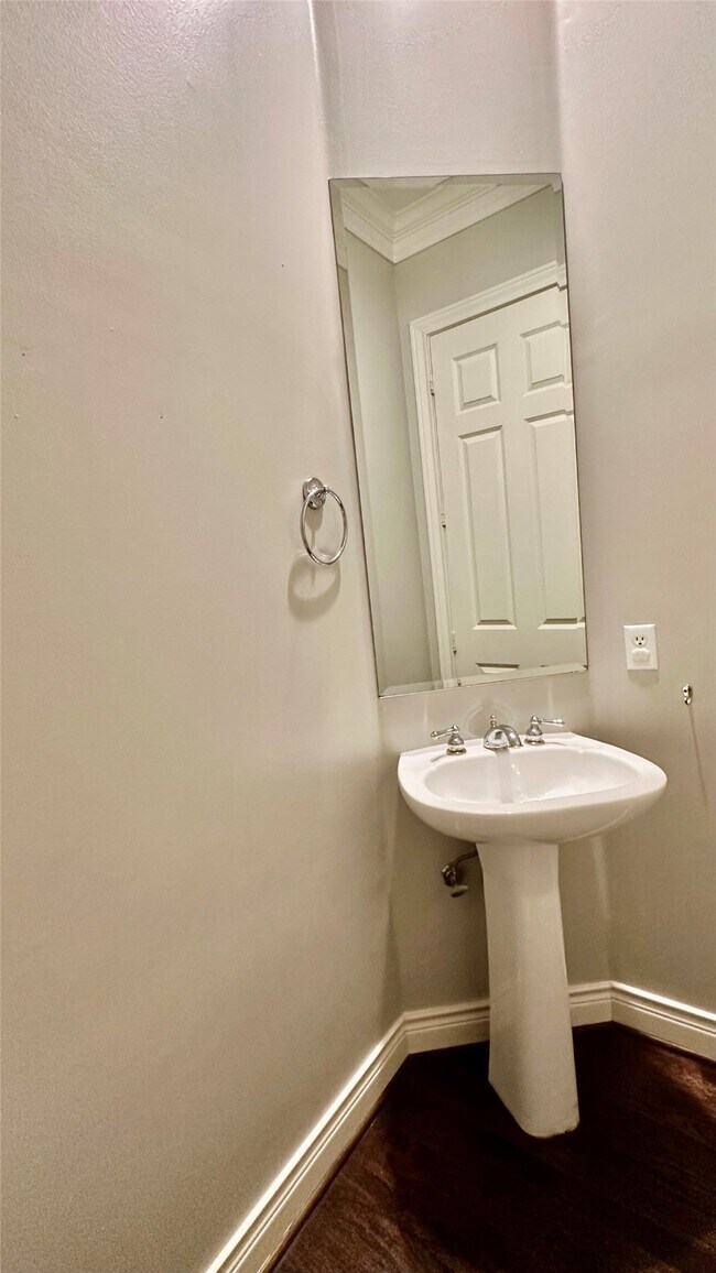 Building Photo - 4303 Childress St