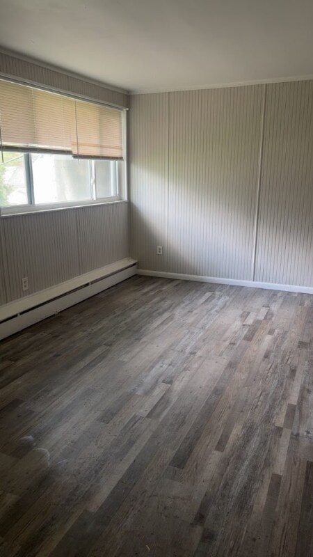 Building Photo - 2332 Iroll Ave