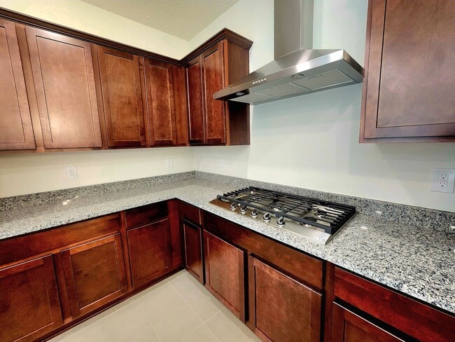 Building Photo - Brand-New Construction Townhome – Never Li...