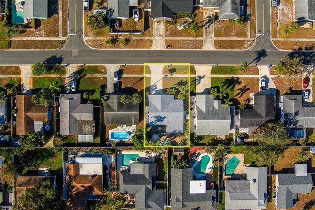 Building Photo - 10451 119th St