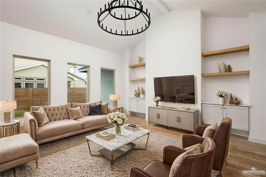 Building Photo - 2080 Eagle Landing Dr