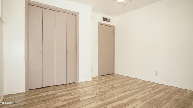 Building Photo - 9304 Lait Dr