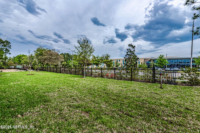 Building Photo - 12895 Ludo Rd