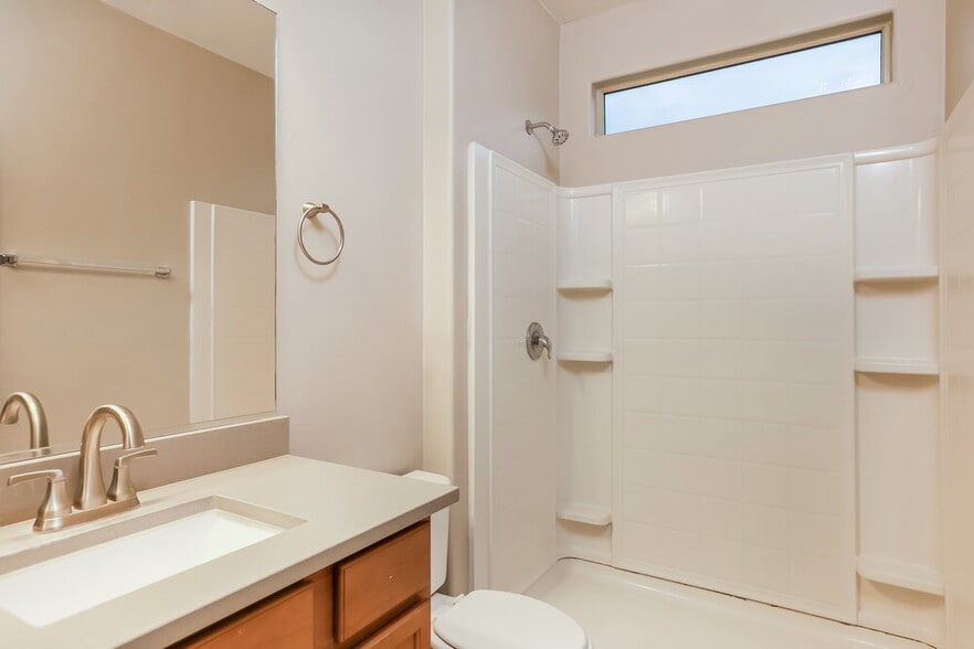 Building Photo - 6851 W Leeward Cove Way