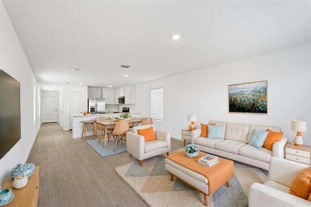 Building Photo - 724 Wagtail Dr