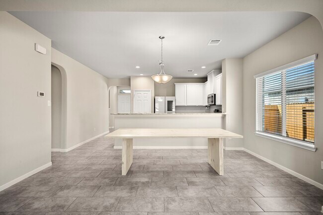 Building Photo - 26019 Babe Ruth Dr