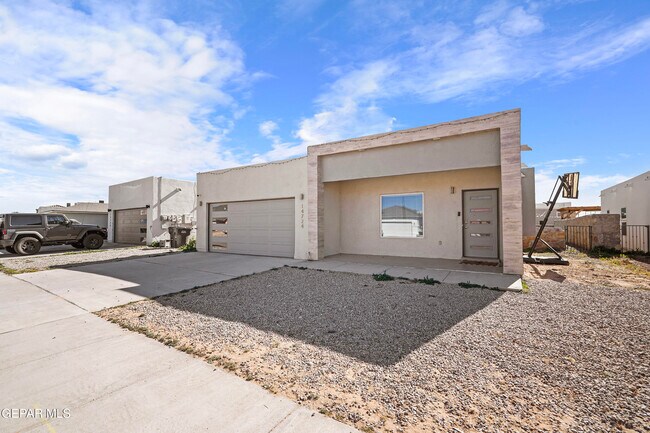 Building Photo - 14724 Mountain Breeze Ave