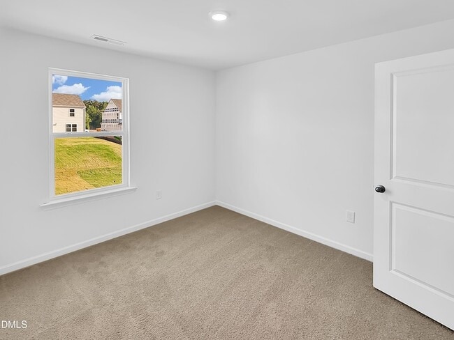 Building Photo - 287 Palm Dr