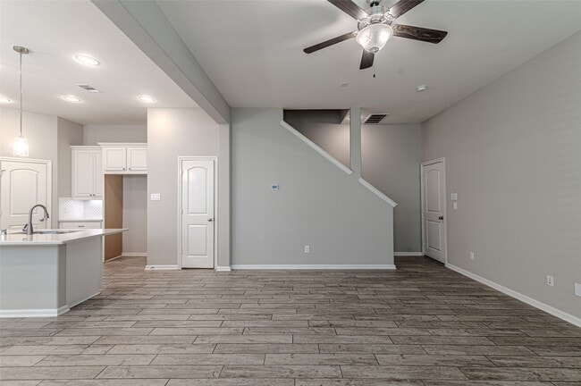Building Photo - 5543 Purple Meadow Ln