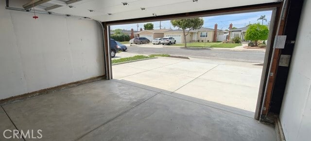 Building Photo - 18822 Cranbrook Ave