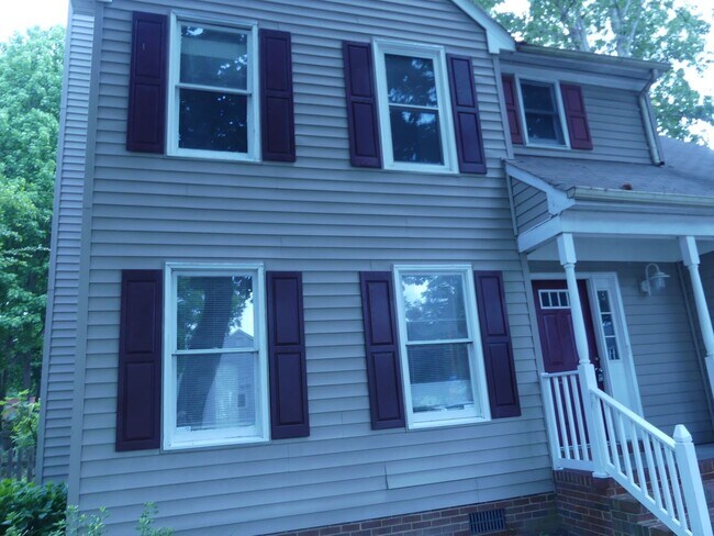 Building Photo - 2 Woodman Dr. Hampton