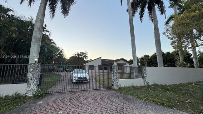 Building Photo - 16220 SW 173rd Ave