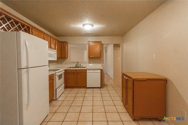 Building Photo - 1301 Westway Dr