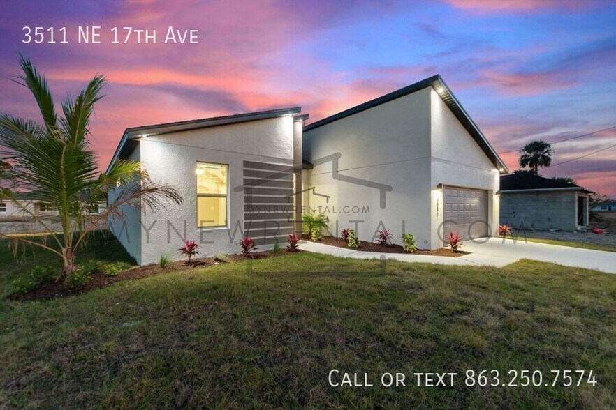 Building Photo - 3511 NE 17th Ave