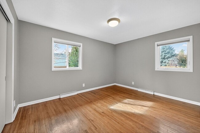 Building Photo - Charming 2BR House in Erie