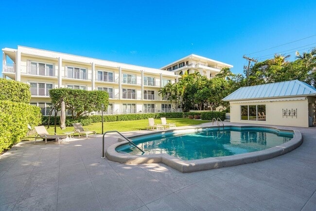 Building Photo - 350 S Ocean Blvd