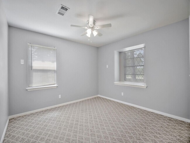 Building Photo - 1738 Conrad Sauer Dr