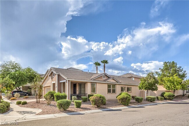 Building Photo - 10762 Flame Vine Ct