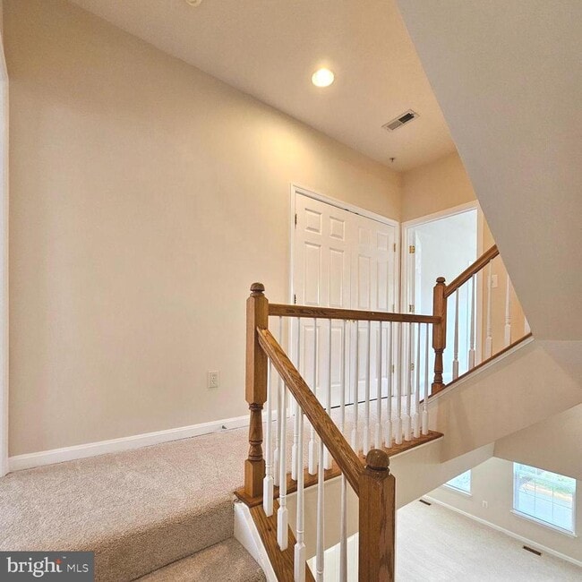 Building Photo - 5431 Cheyenne Knoll Pl