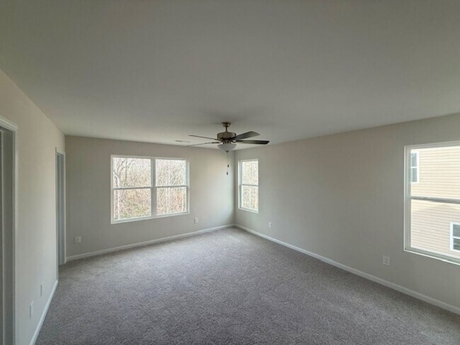 Building Photo - Two bedroom, 2.5 bath townhome in Ridge Creek, Whitsett-MOVE in special!!!