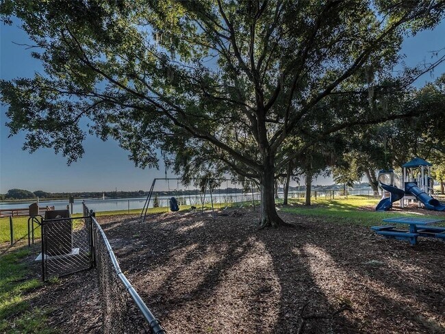 Building Photo - 10140 Somersby Dr