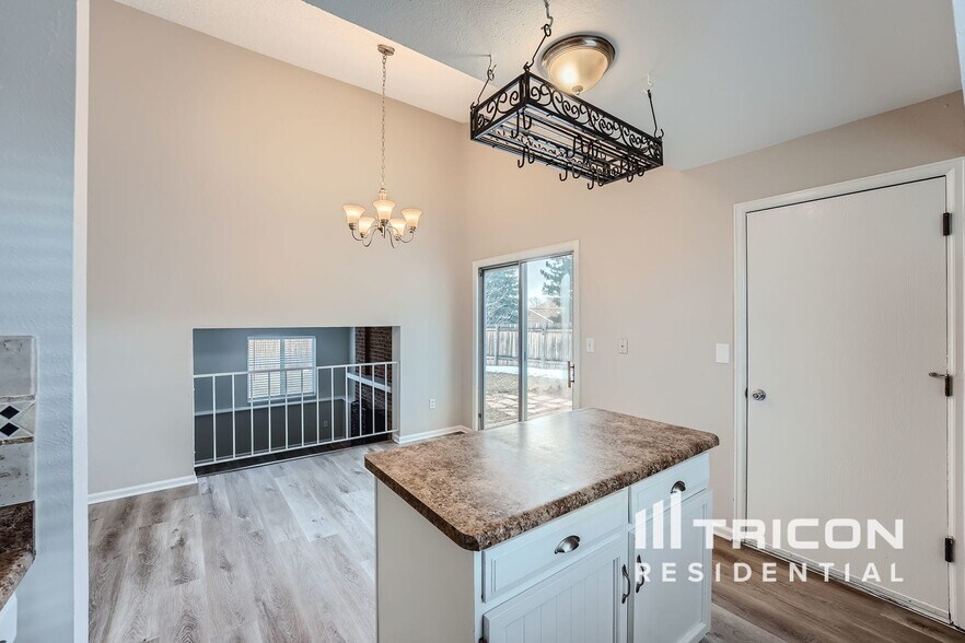 Building Photo - 5354 S Telluride Way