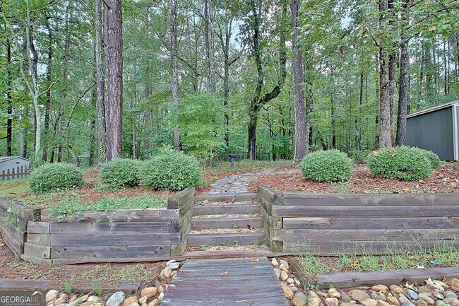 Building Photo - 21 Wellington Mnr Dr