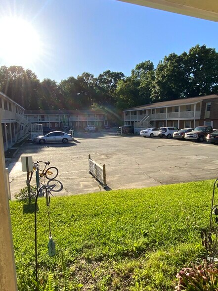 Quiet evenings - 601 N 31st Ave