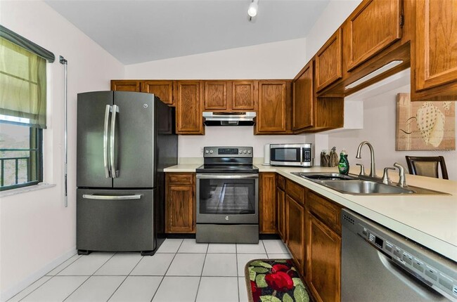 Building Photo - 1682 Seascape Cir