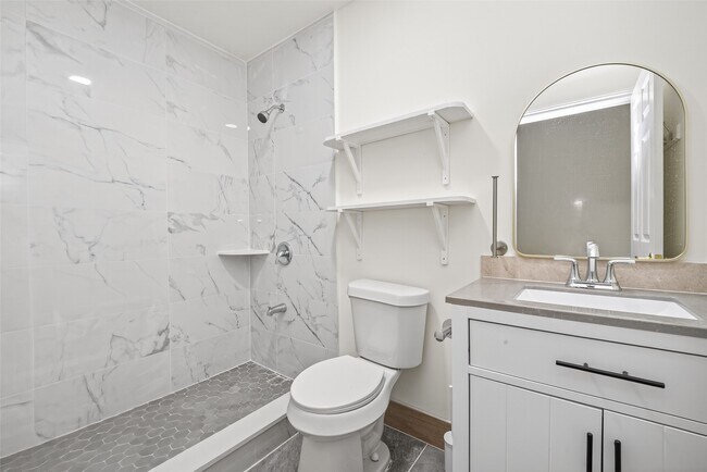 Building Photo - 7950 Longridge Dr