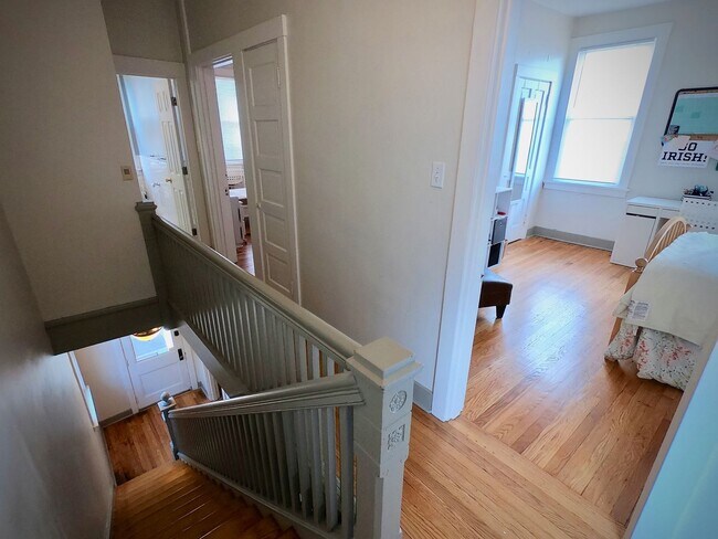 Building Photo - 5444 Claybourne St