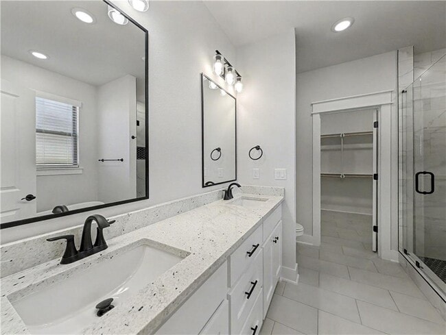 Building Photo - 7842 Scenic Vly Ave