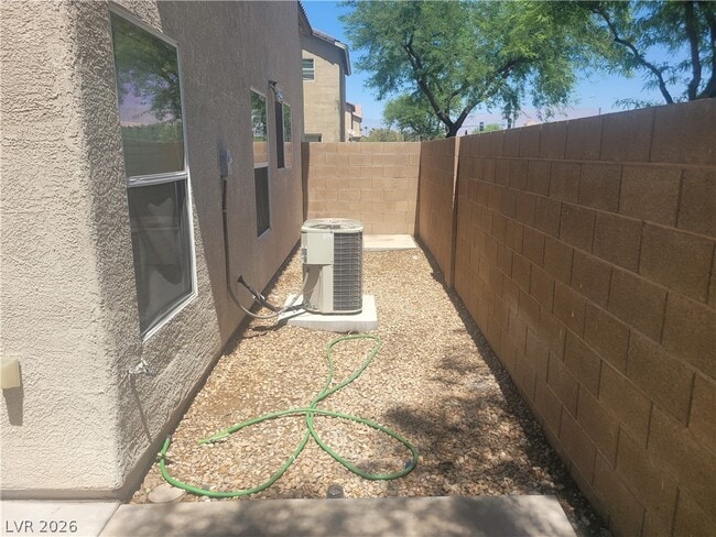 Building Photo - 4336 Perfect Drift St