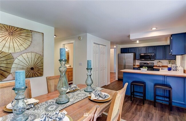 Building Photo - 14319 NE 84th Ct