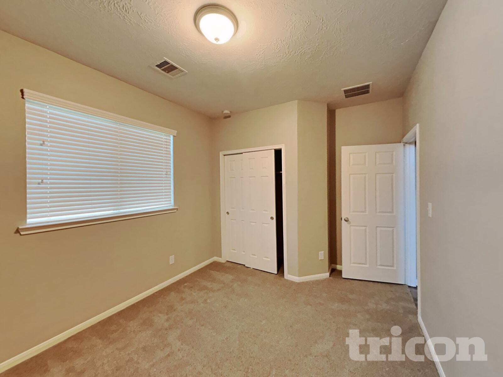 Building Photo - 16207 Augusta Oaks Court