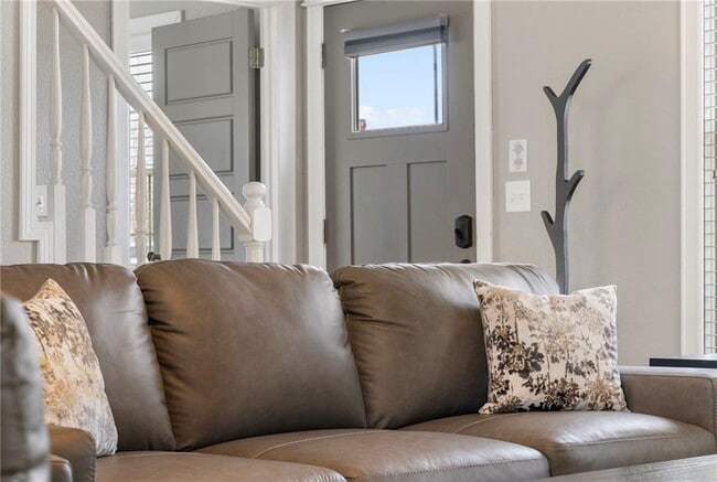 Building Photo - 5307 S Bellview Rd