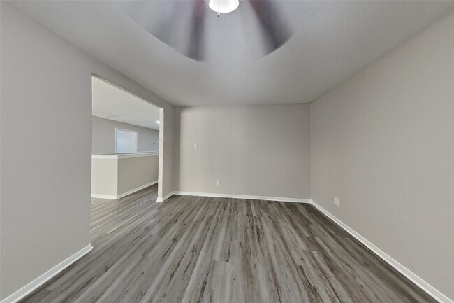 Building Photo - 5047 Lamppost Hill Ct