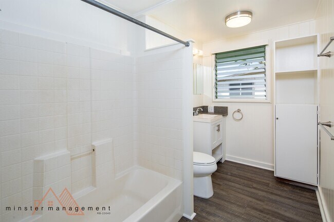 Building Photo - 106 N Kainalu Dr